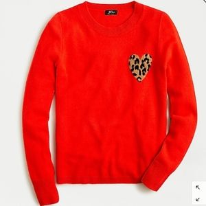 Cashmere crewneck sweater with leopard heart XL